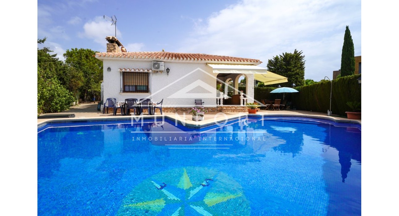 Wiederverkauf - Villen -
Orihuela Costa - Dehesa de Campoamor