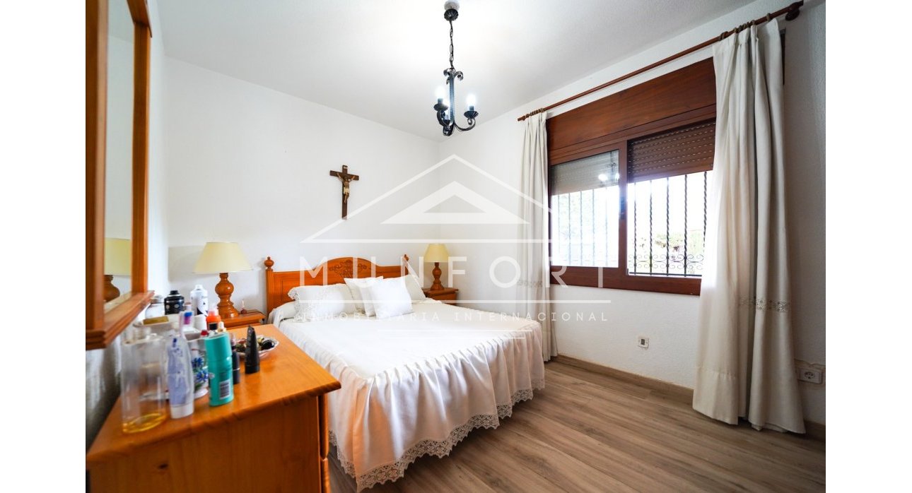 Wiederverkauf - Villen -
Orihuela Costa - Dehesa de Campoamor