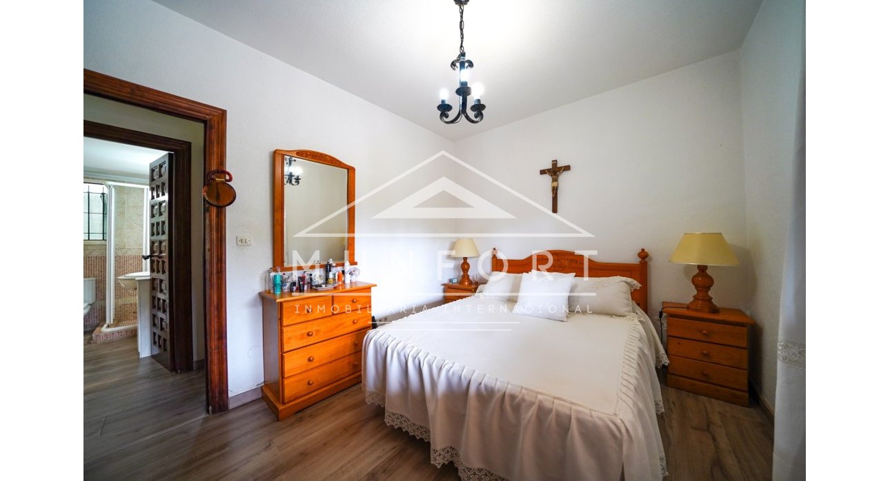 Wiederverkauf - Villen -
Orihuela Costa - Dehesa de Campoamor
