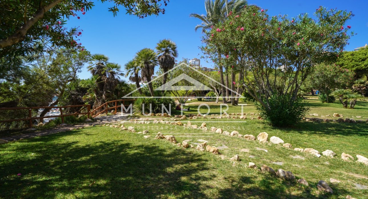 Wiederverkauf - Villen -
Orihuela Costa - Dehesa de Campoamor