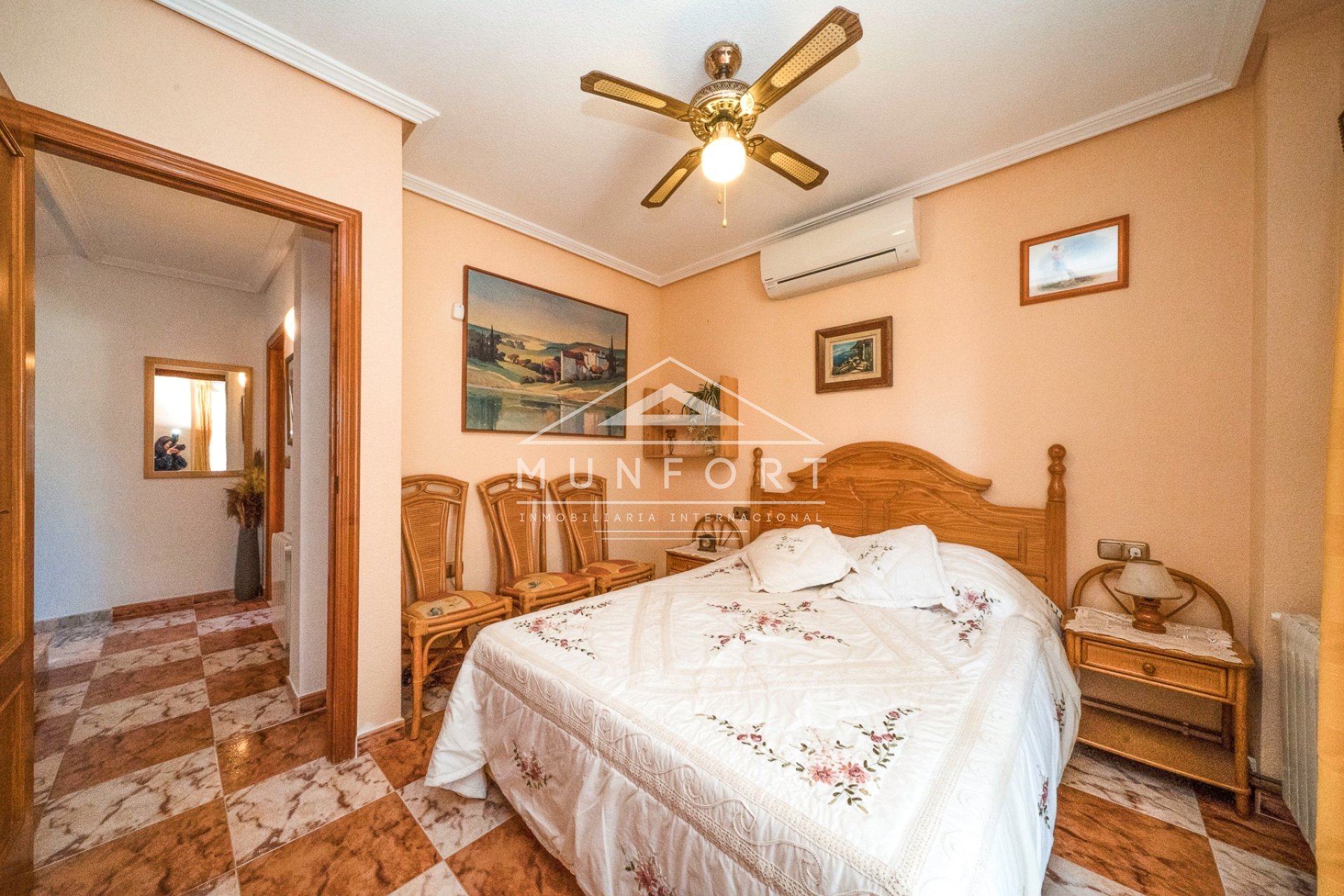 Wiederverkauf - Villen -
Orihuela Costa - La Regia