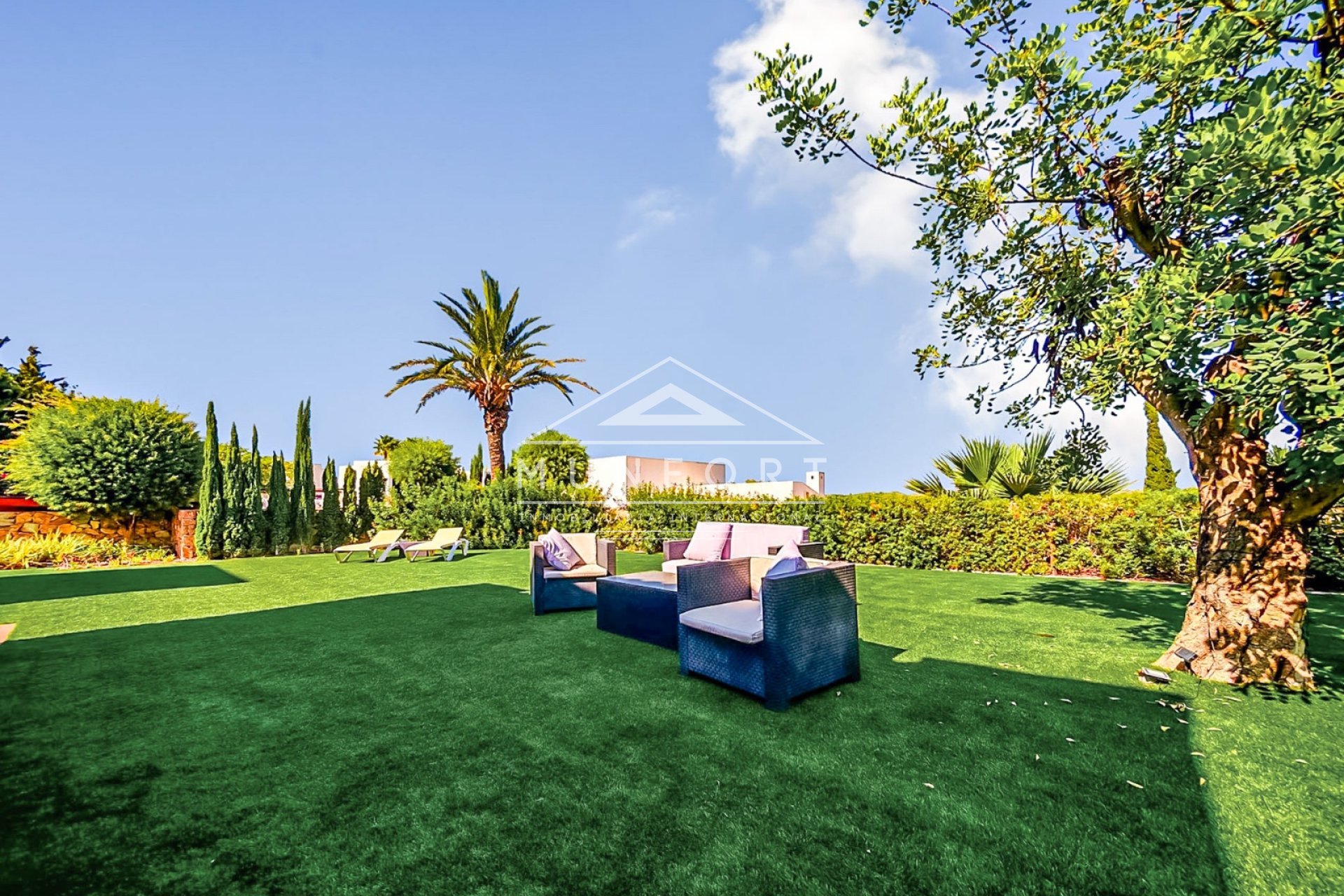 Wiederverkauf - Villen -
Orihuela Costa - Las Colinas Golf