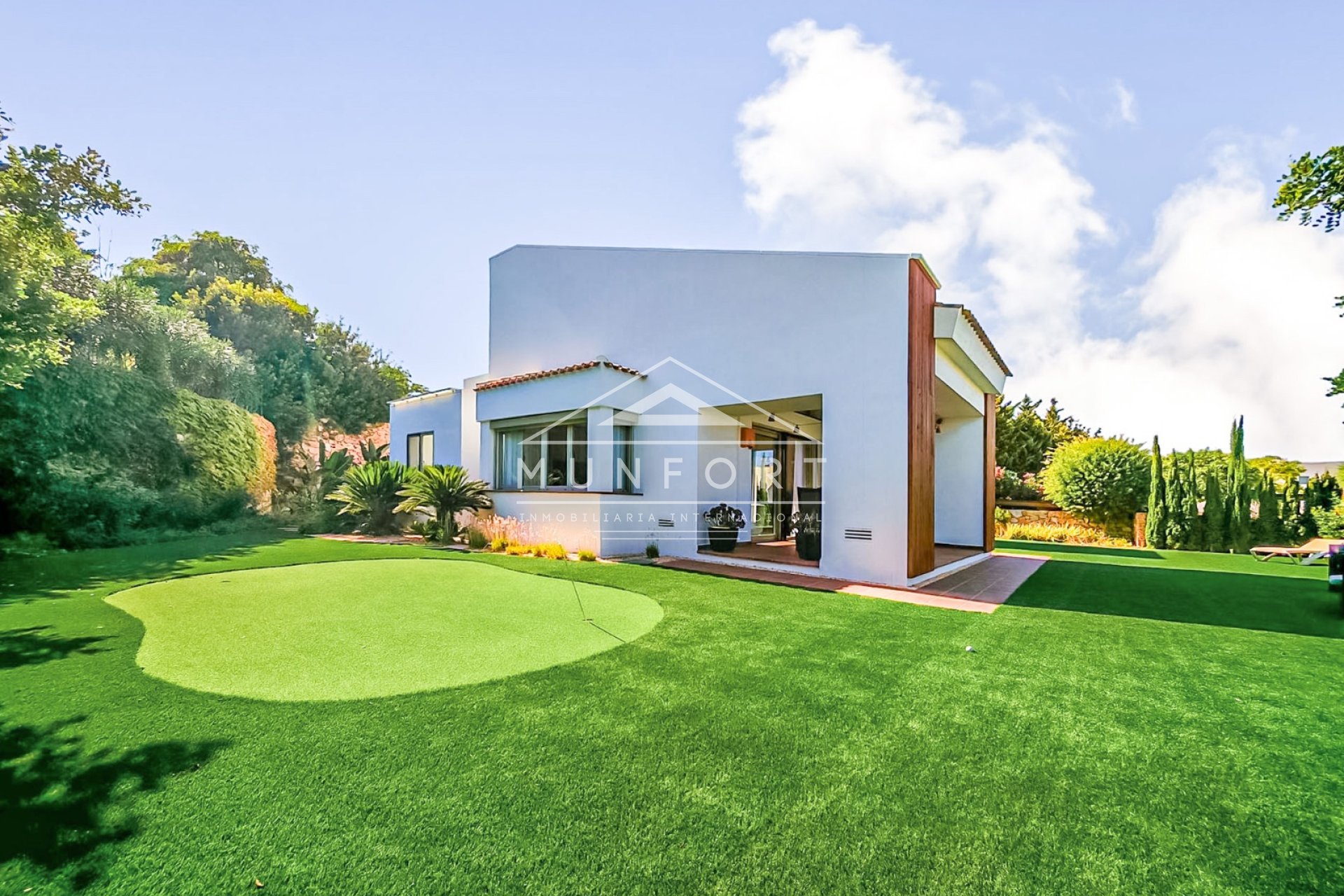 Wiederverkauf - Villen -
Orihuela Costa - Las Colinas Golf