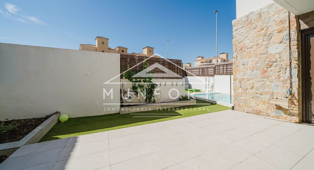 Wiederverkauf - Villen -
Orihuela Costa - Lomas de Cabo Roig