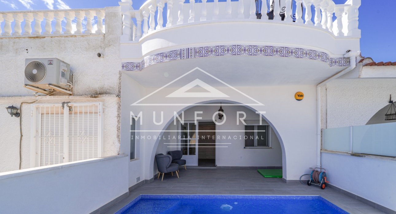 Wiederverkauf - Villen -
Orihuela Costa - Villamartín