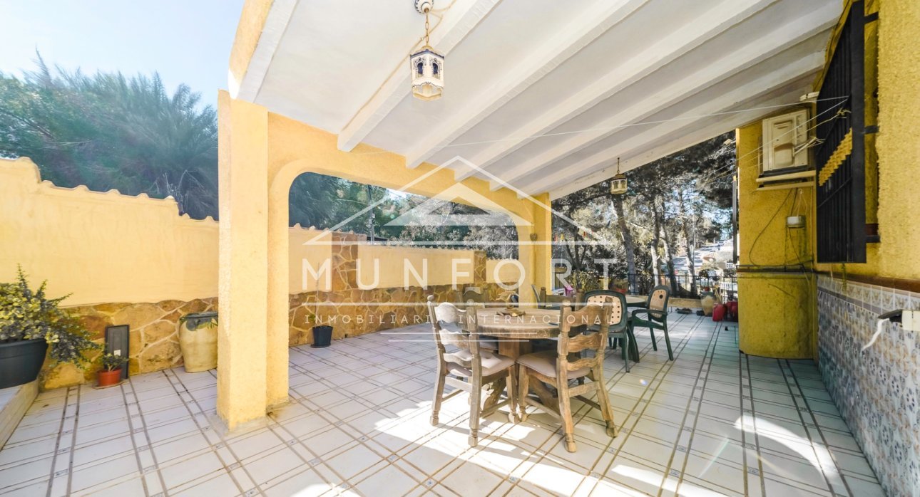 Wiederverkauf - Villen -
Orihuela Costa - Villamartin