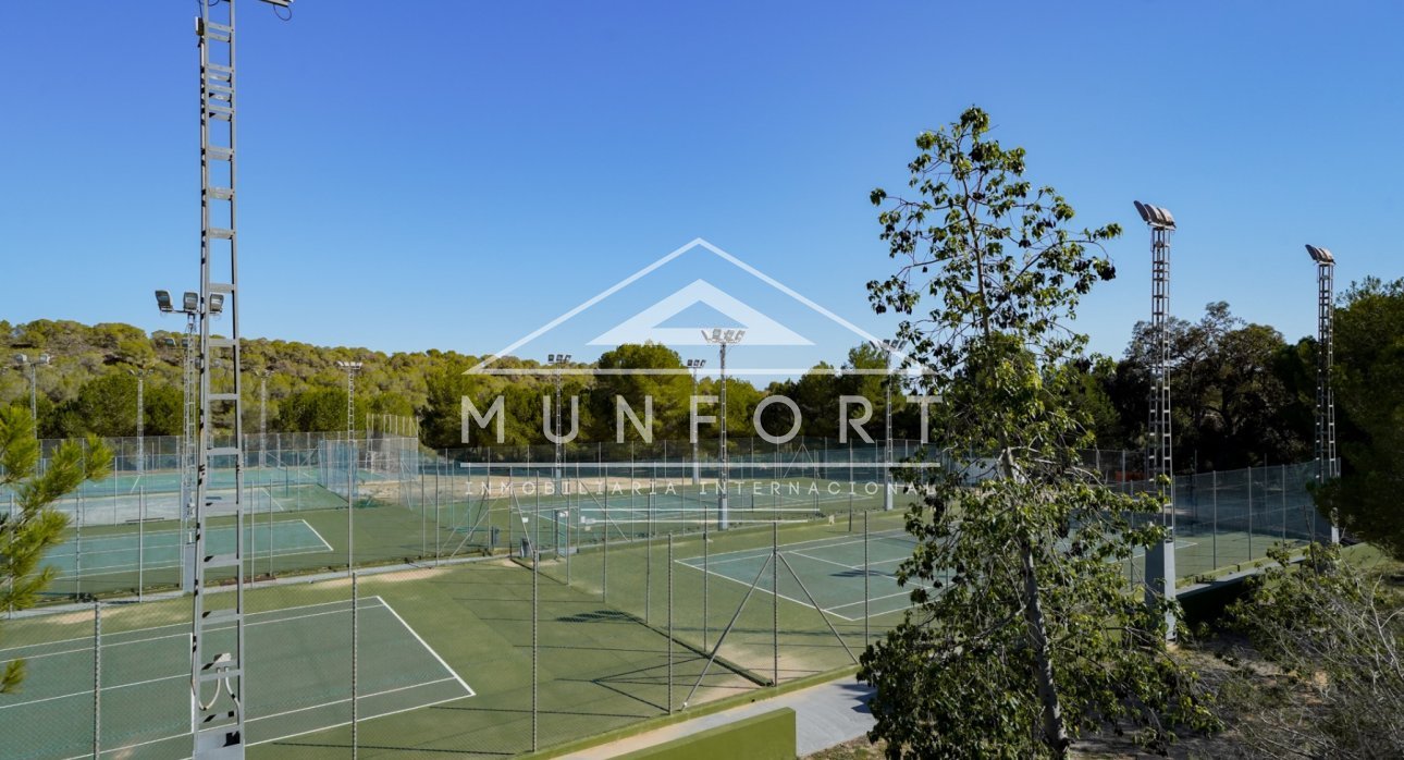 Wiederverkauf - Villen -
Pilar de la Horadada - Pinar de Campoverde