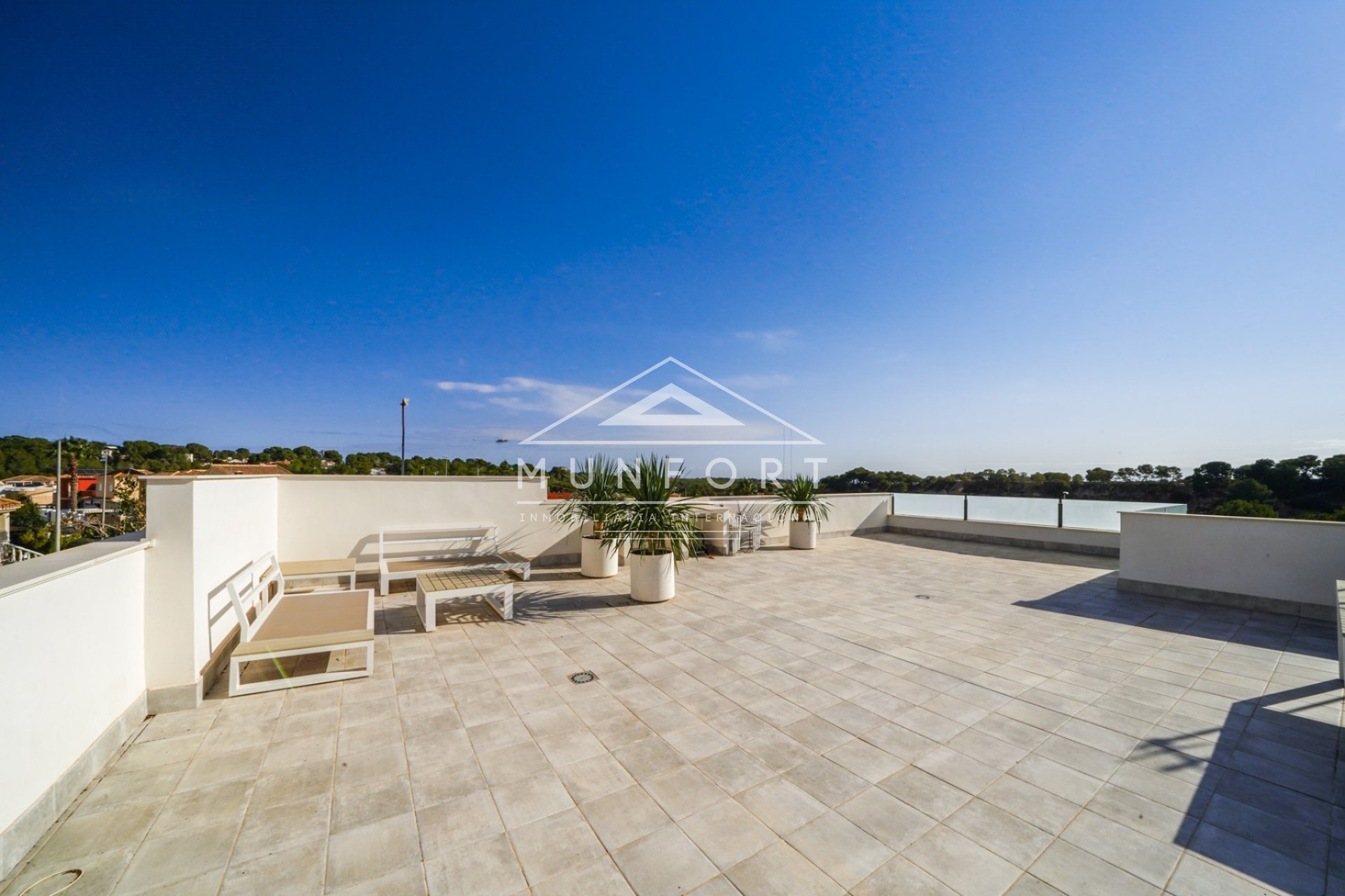 Wiederverkauf - Villen -
Pilar de la Horadada - Pinar de Campoverde