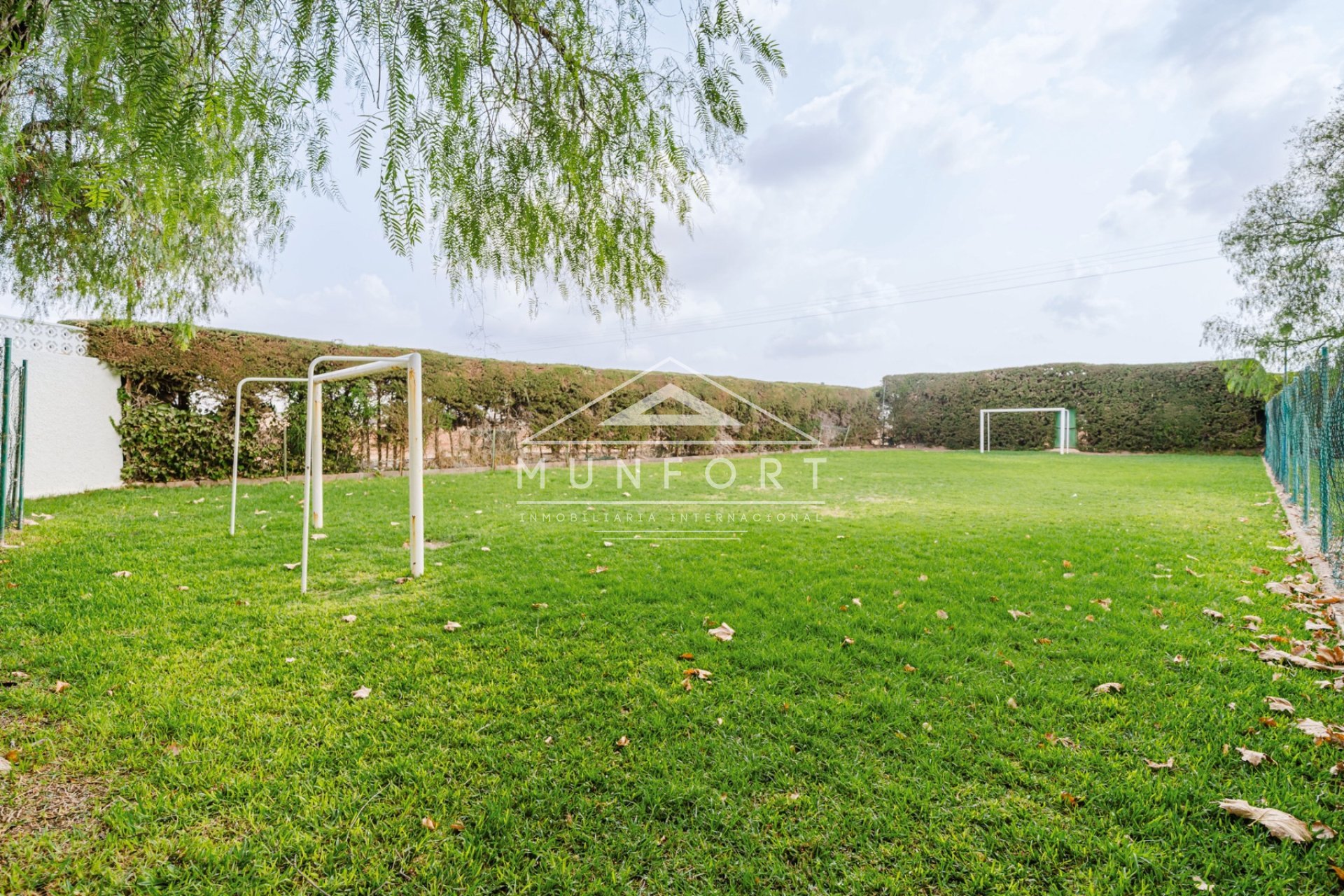 Wiederverkauf - Villen -
Pozo Estrecho