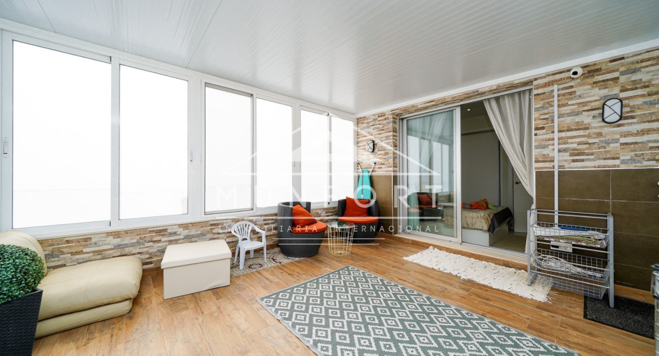 Wiederverkauf - Villen -
Rojales