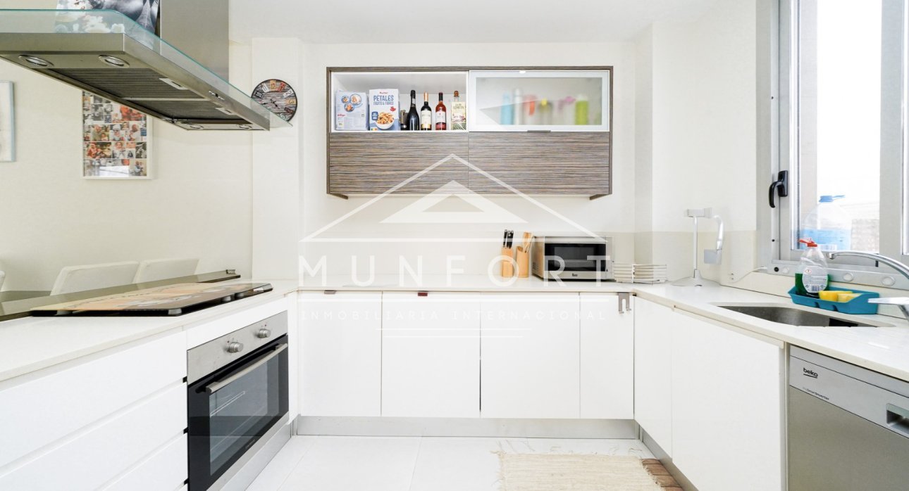 Wiederverkauf - Villen -
Rojales