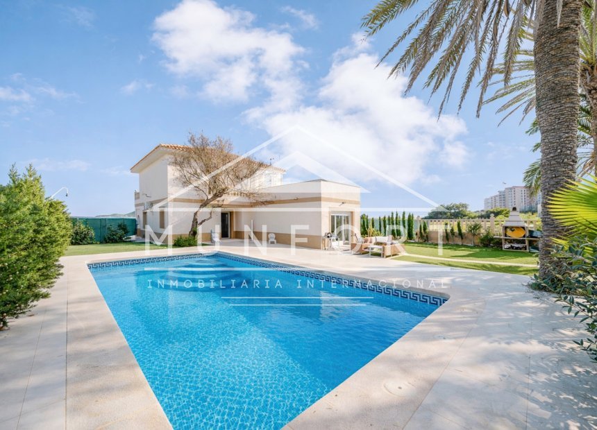 Wiederverkauf - Villen -
San Javier - La Manga del Mar Menor