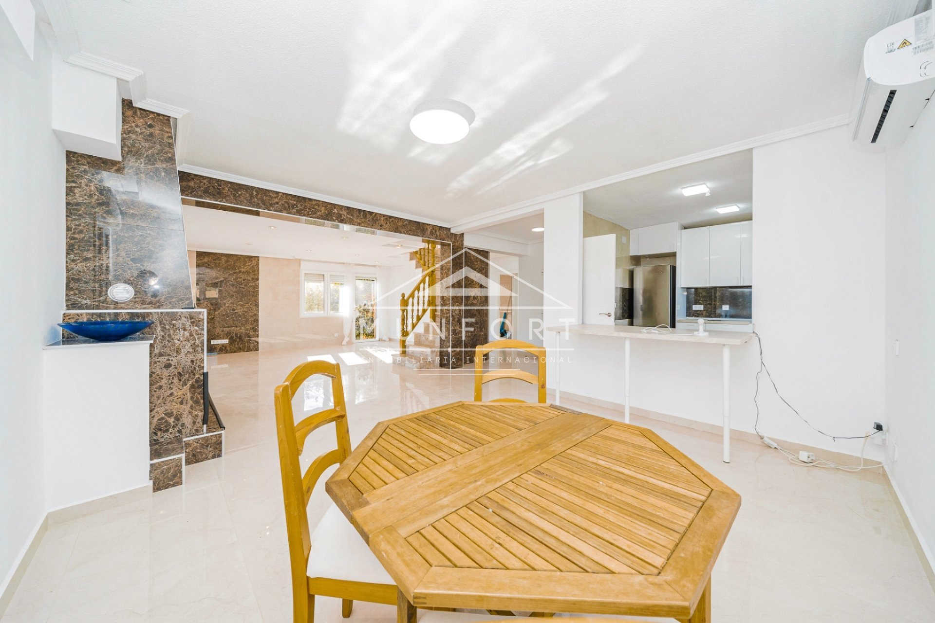 Wiederverkauf - Villen -
San Javier - La Manga del Mar Menor