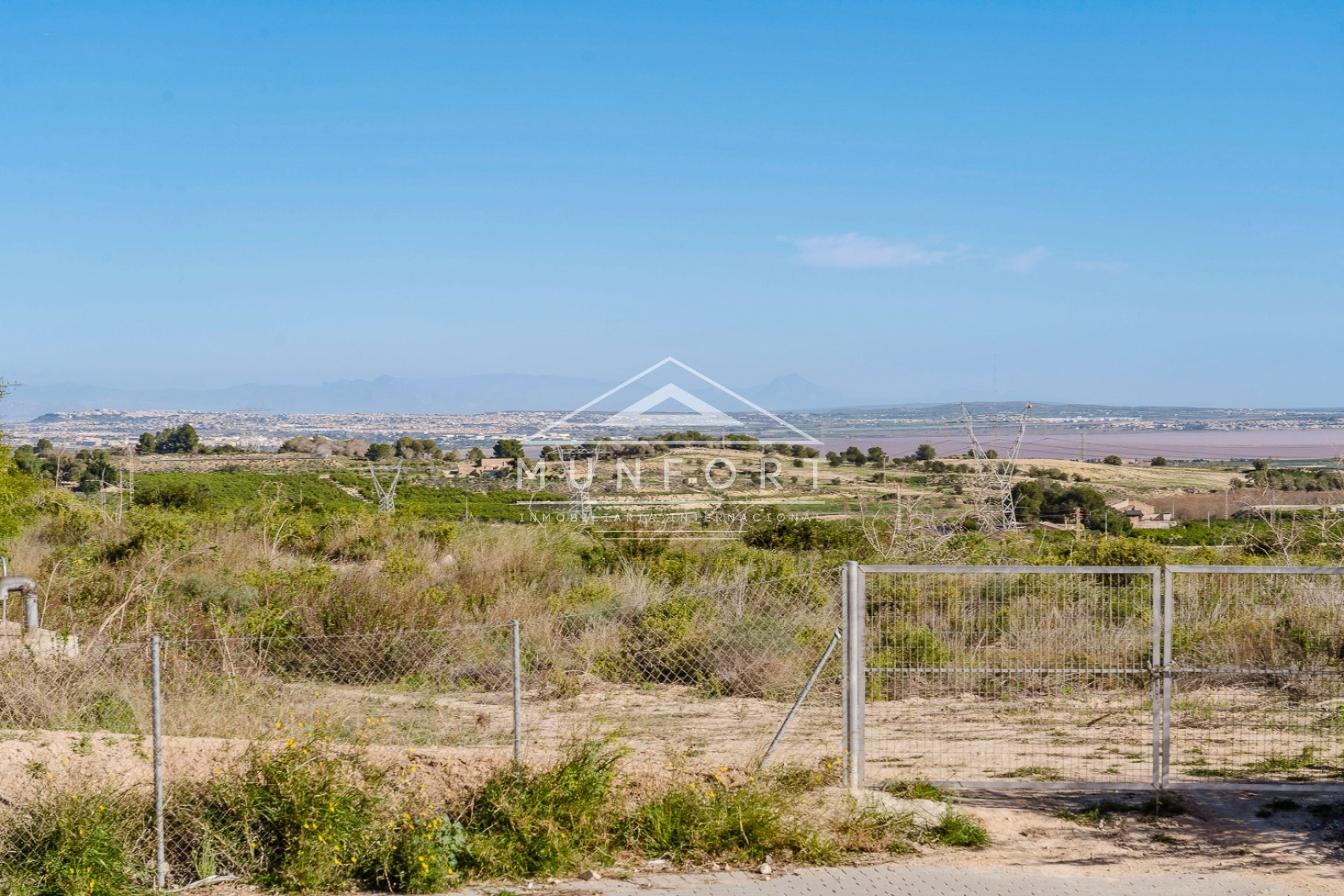 Wiederverkauf - Villen -
San Miguel de Salinas - Ciudad de las Comunicaciones