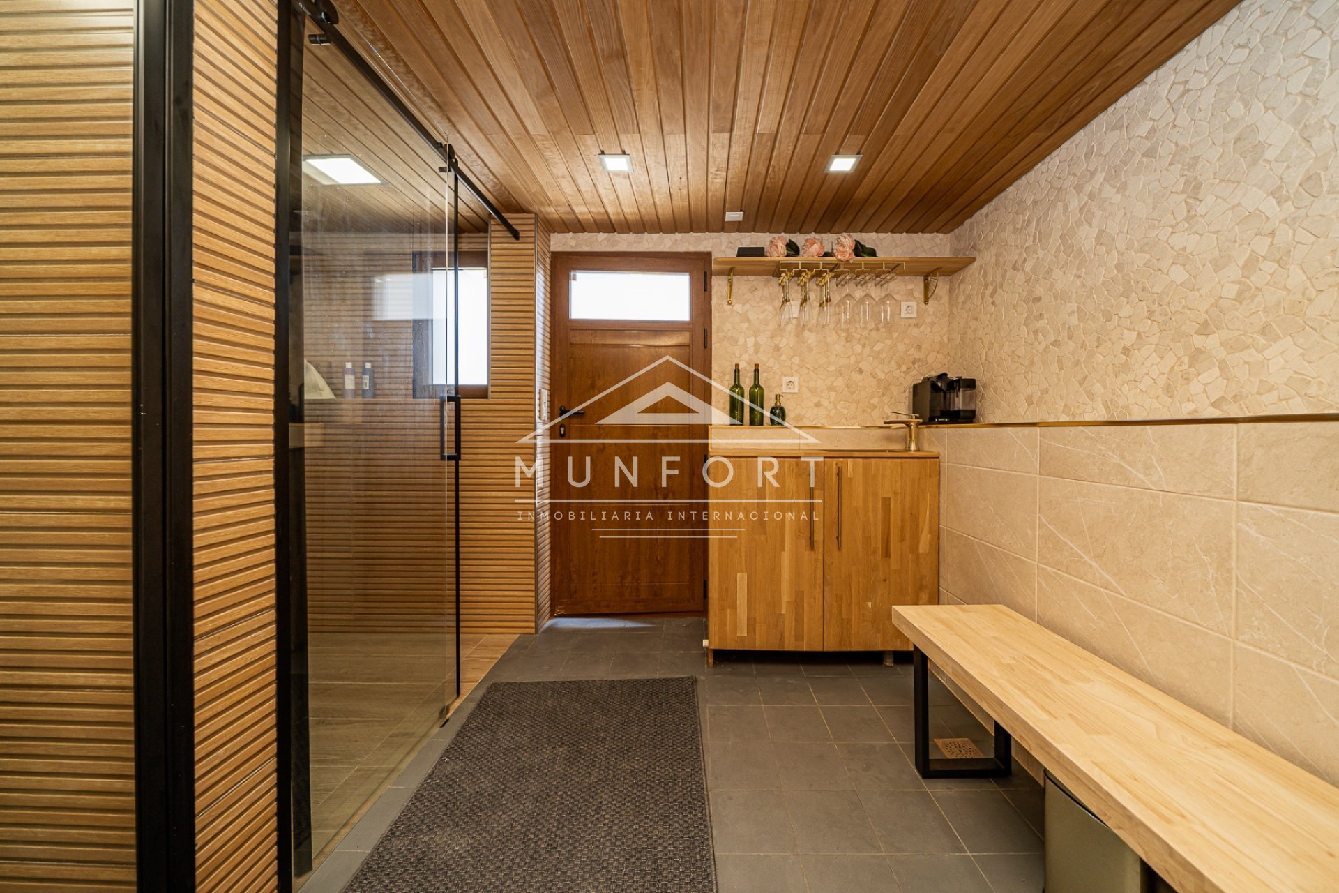 Wiederverkauf - Villen -
San Miguel de Salinas