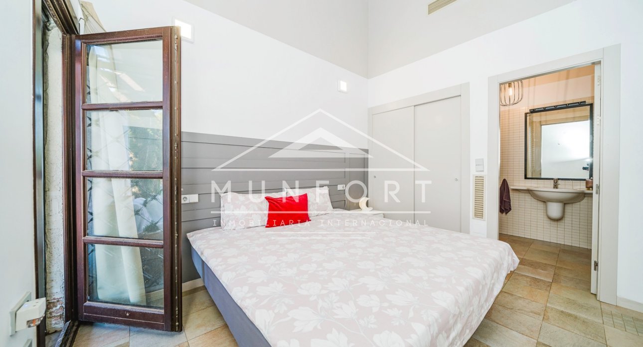 Wiederverkauf - Villen -
Sucina