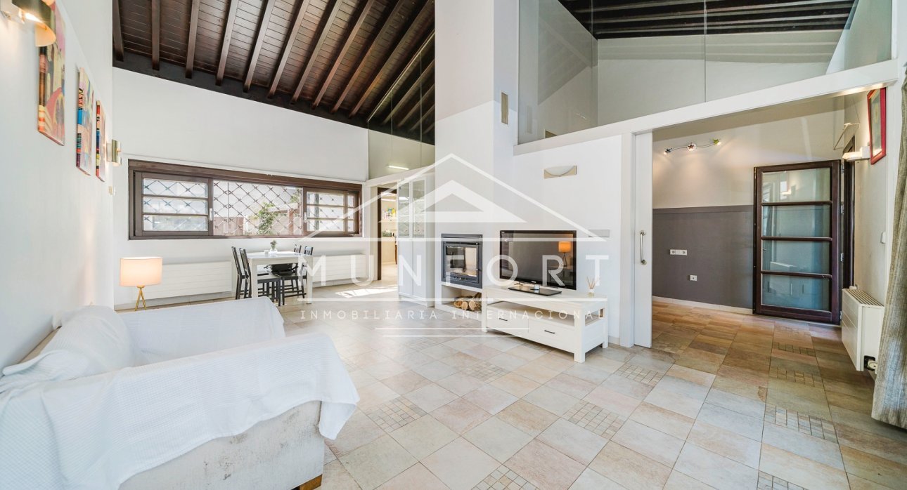 Wiederverkauf - Villen -
Sucina