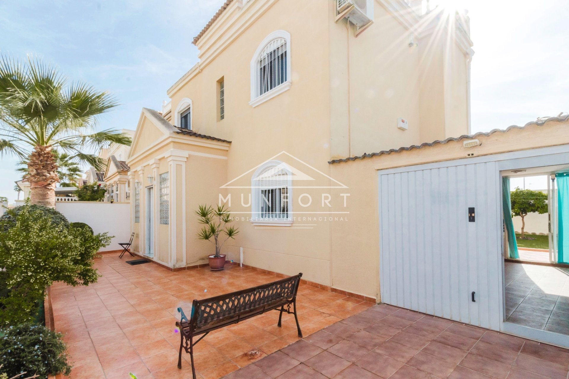 Wiederverkauf - Villen -
Torrevieja - Aguas Nuevas - Torrevieja