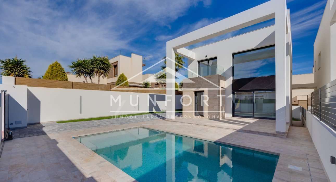 Wiederverkauf - Villen -
Torrevieja - La Mata - Torrevieja