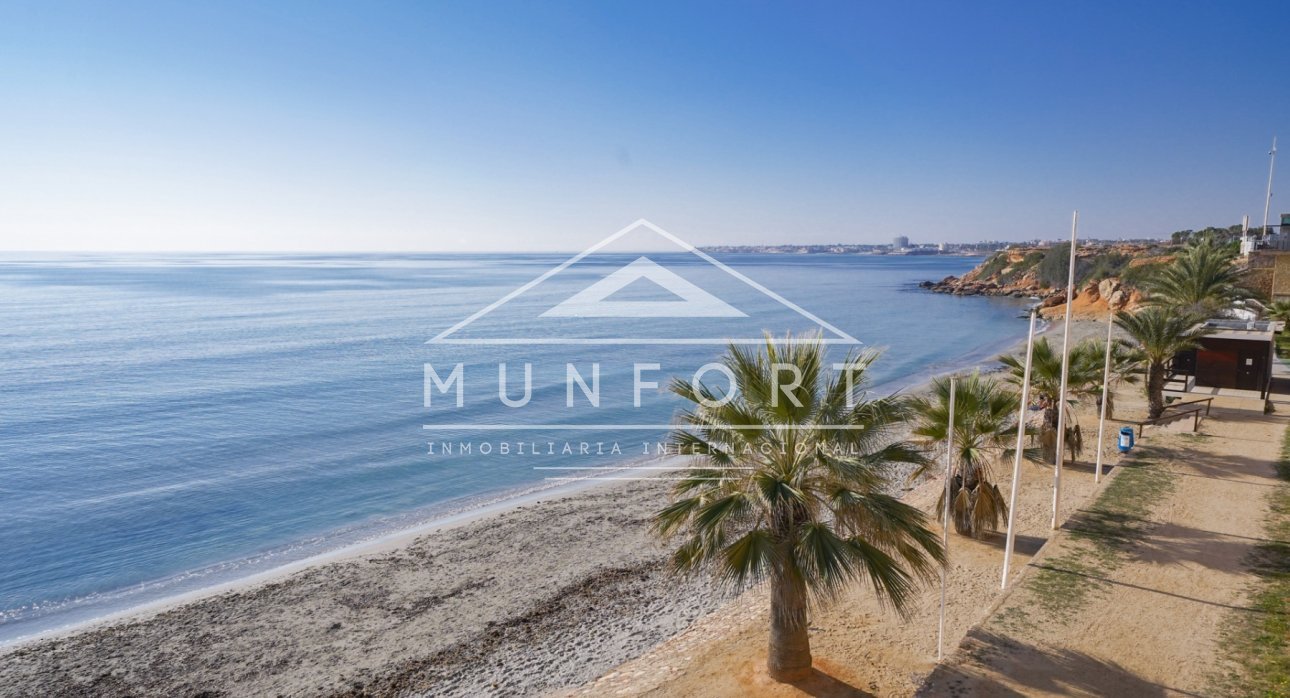 Wiederverkauf - Wohnungen -
Orihuela Costa - Punta Prima