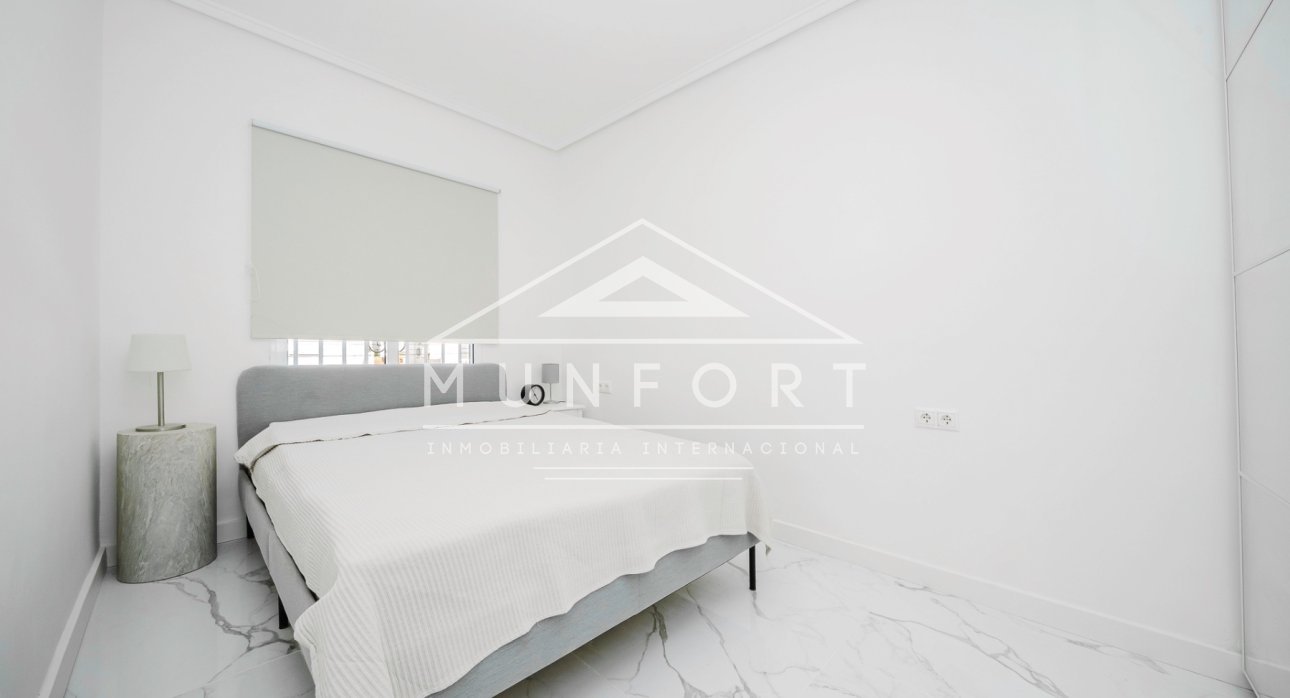 Wiederverkauf - Wohnungen -
Torrevieja - Centro - Torrevieja