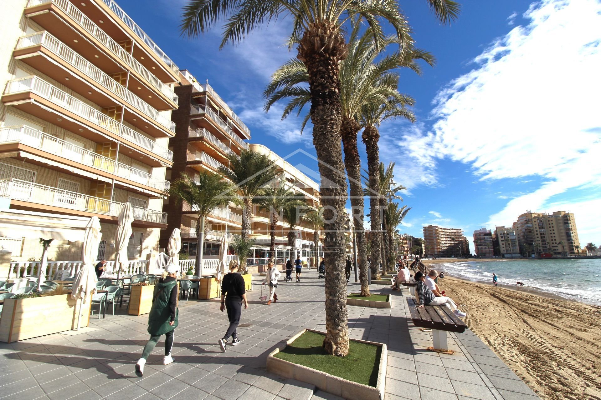 Wiederverkauf - Wohnungen -
Torrevieja - Centro