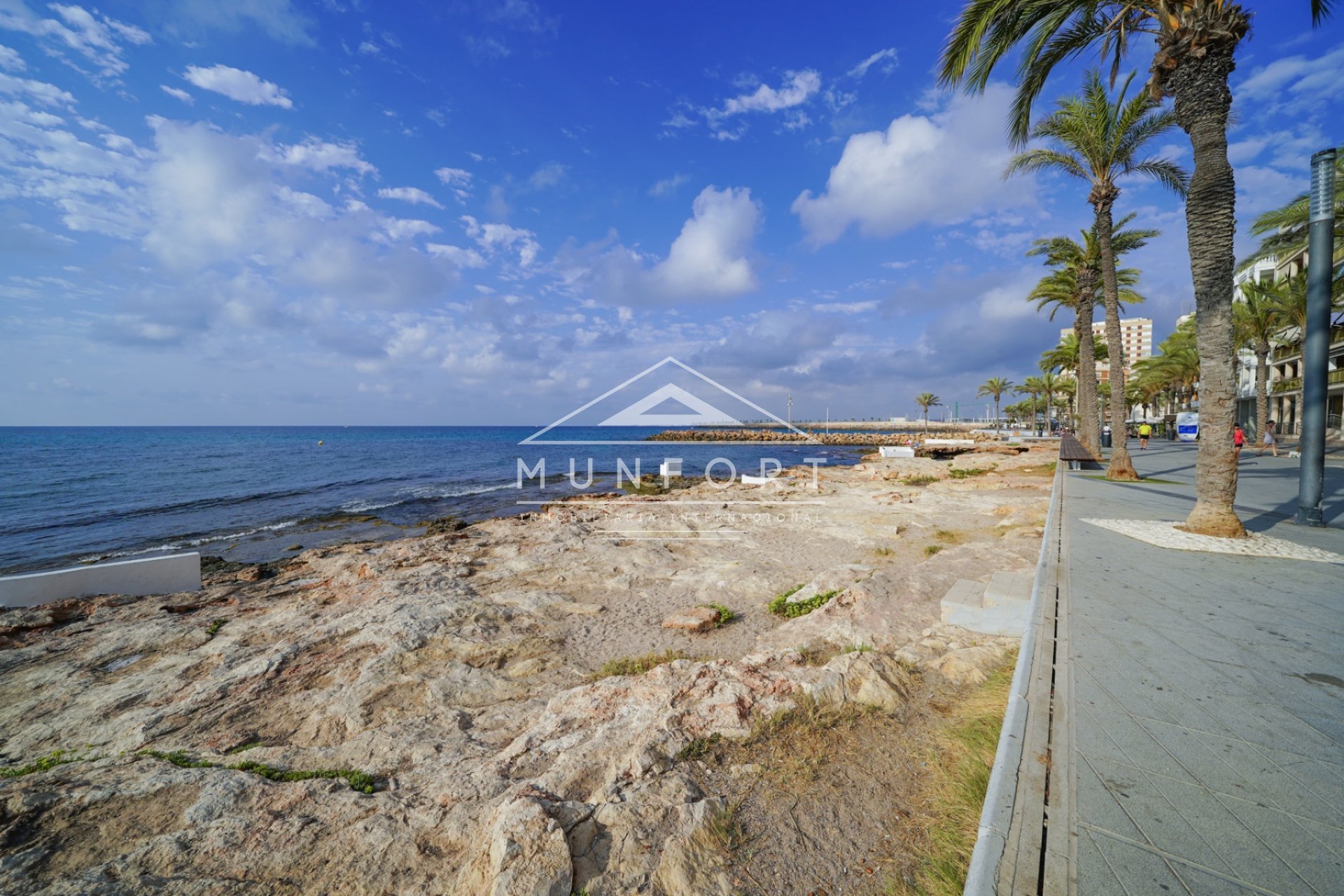 Wiederverkauf - Wohnungen -
Torrevieja - Playa del Cura - Torrevieja