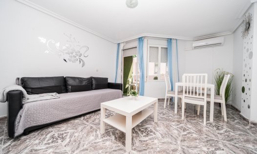 Wohnungen - Langfristige Vermietung - Torrevieja -
                Playa del Cura - Torrevieja