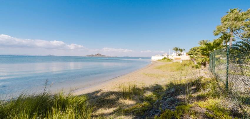 Hvordan kjøpe en byggbar tomt og bygge trygt på Costa Blanca og Costa Cálida