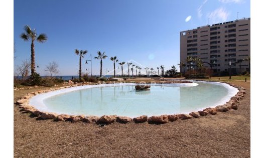 Återförsäljning - Villor -
Orihuela Costa - Villamartín