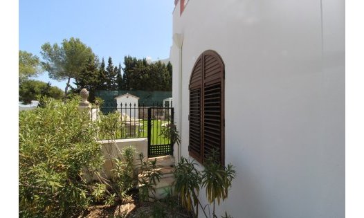 Återförsäljning - Lyxvillor -
Orihuela Costa - Villamartin