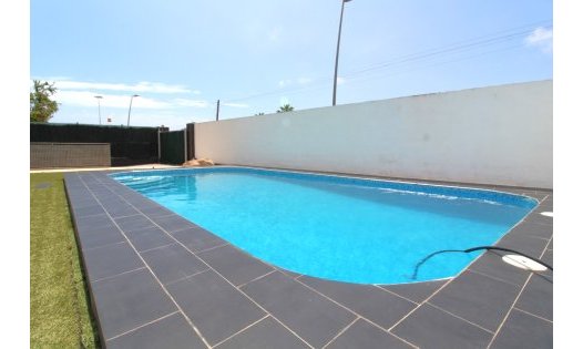 Resale - Villas -
Torrevieja - Los Balcones - Torrevieja