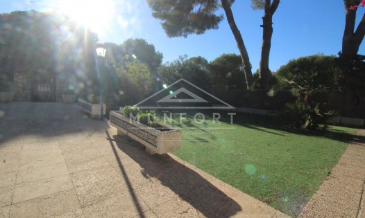 Resale - Villas -
Orihuela Costa - Dehesa de Campoamor