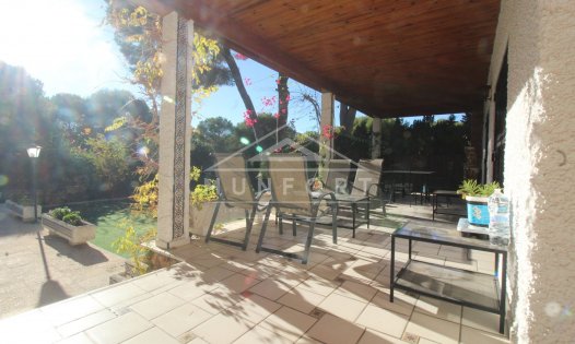 Resale - Villas -
Orihuela Costa - Dehesa de Campoamor