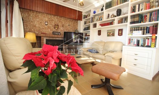 Resale - Villas -
Orihuela Costa - Dehesa de Campoamor