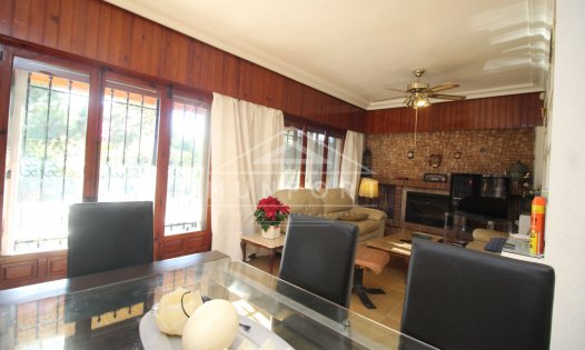 Resale - Villas -
Orihuela Costa - Dehesa de Campoamor