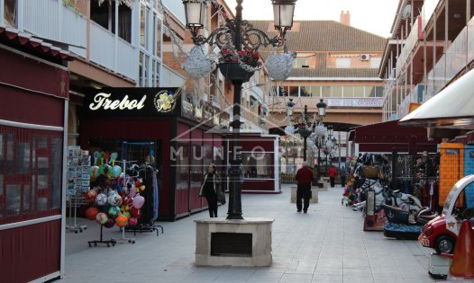 Herverkoop - Rijtjeshuizen -
Alcázares, Los - Los Alcázares