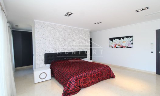 Resale - Villas -
Orihuela Costa - Cabo Roig