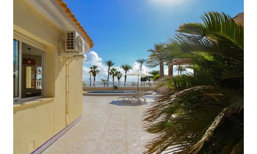 Resale - Villas -
Los Urrutias - Estrella del Mar