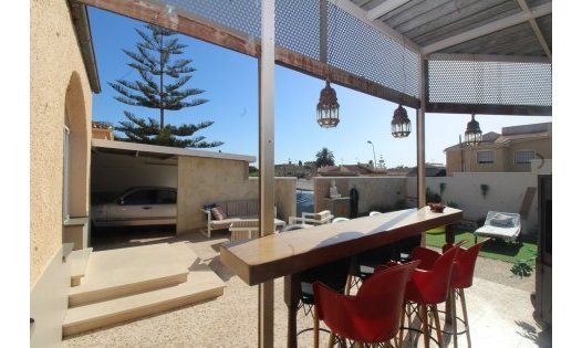 Segunda mano - Villas -
Torrevieja - Los Balcones