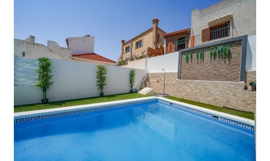 Resale - Luxury Villas -
San Miguel de Salinas - Urbanización Blue Lagoon - San Miguel de Salinas