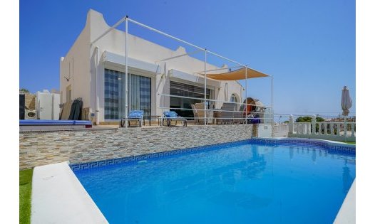 Resale - Luxury Villas -
San Miguel de Salinas - Urbanización Blue Lagoon - San Miguel de Salinas