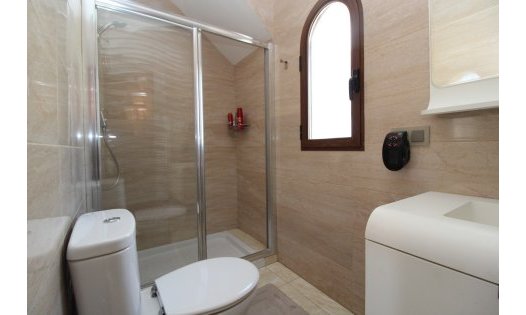 Videresalg - Luksusvillaer -
Orihuela Costa - Villamartin