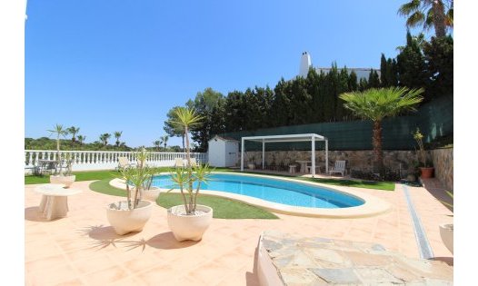 Videresalg - Luksusvillaer -
Orihuela Costa - Villamartin