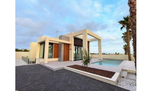 Resale - Luxury Villas -
Ciudad Quesada