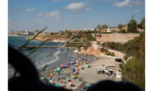 Videresalg -  Kommersiell eiendom -
Orihuela Costa - Dehesa de Campoamor