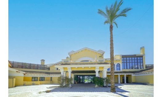 Resale - Villas -
Roldán - La Torre Golf Resort