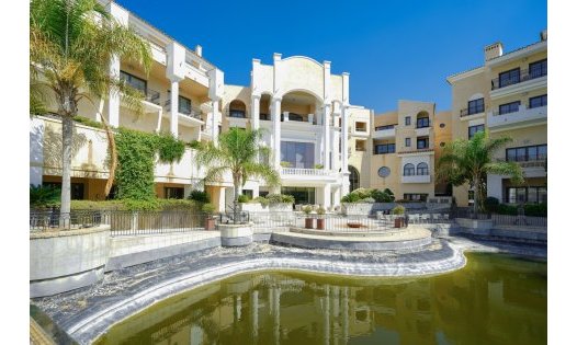 Resale - Villas -
Roldán - La Torre Golf Resort