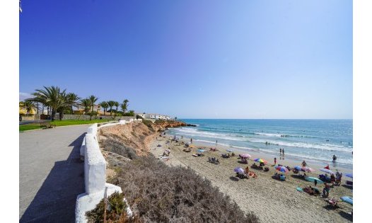 Resale - Villas -
Orihuela Costa - Playa Flamenca