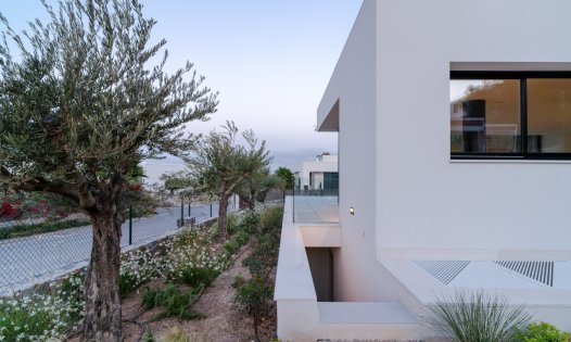 Herverkoop - Luxe villa's -
Orihuela Costa - Dehesa de Campoamor